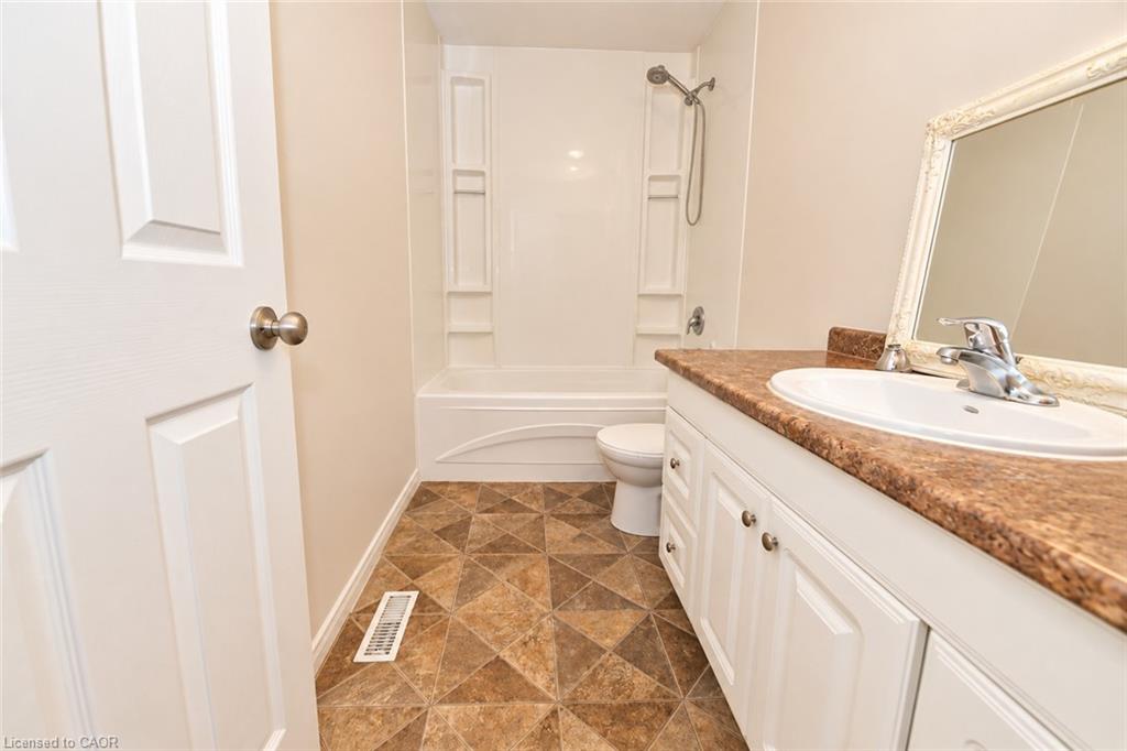 8-23 Howe Drive Property Photo 8