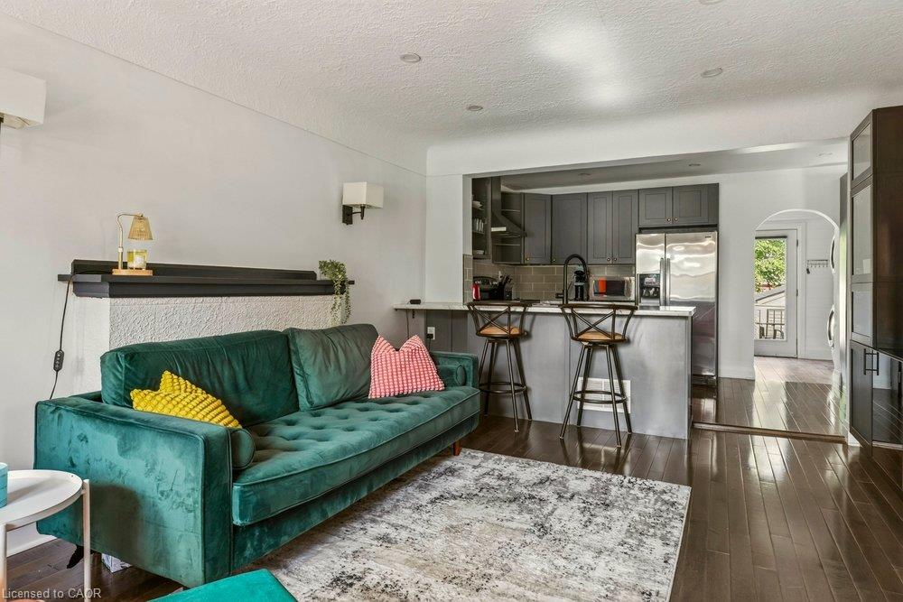 65 Edinburgh Avenue Property Photo 6