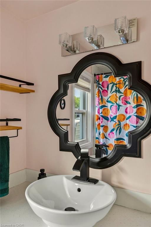 65 Edinburgh Avenue Property Photo 26