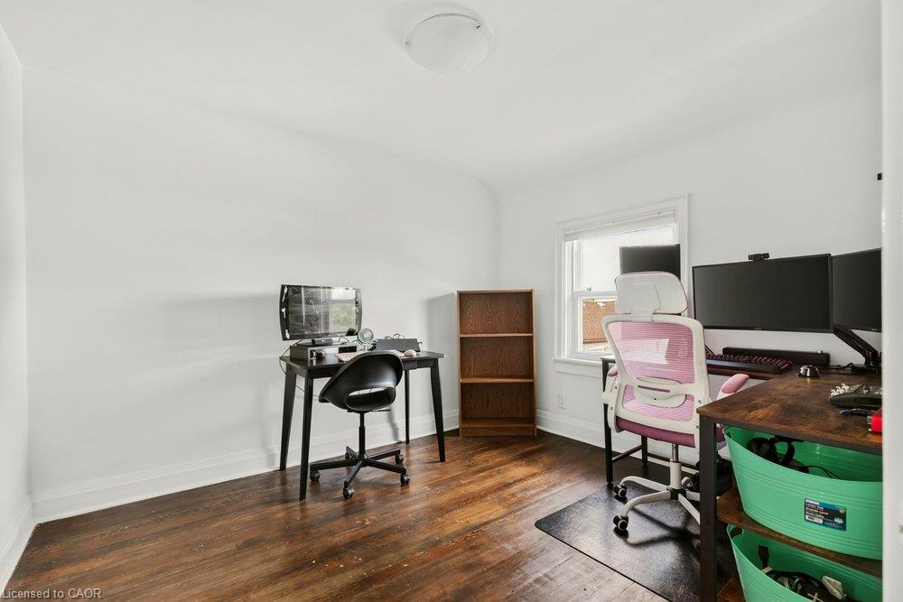 65 Edinburgh Avenue Property Photo 38