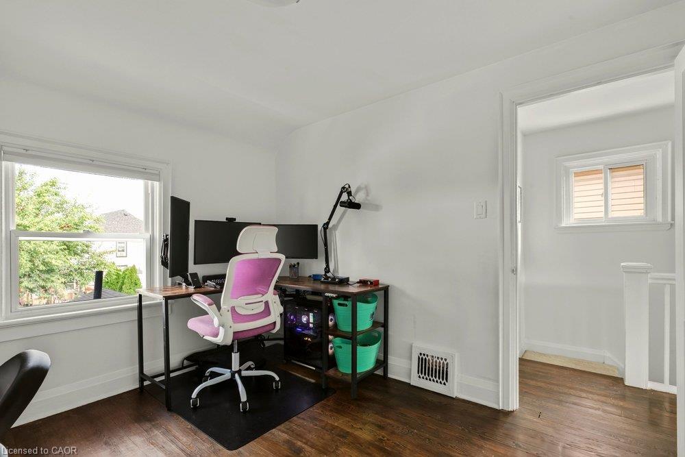 65 Edinburgh Avenue Property Photo 39