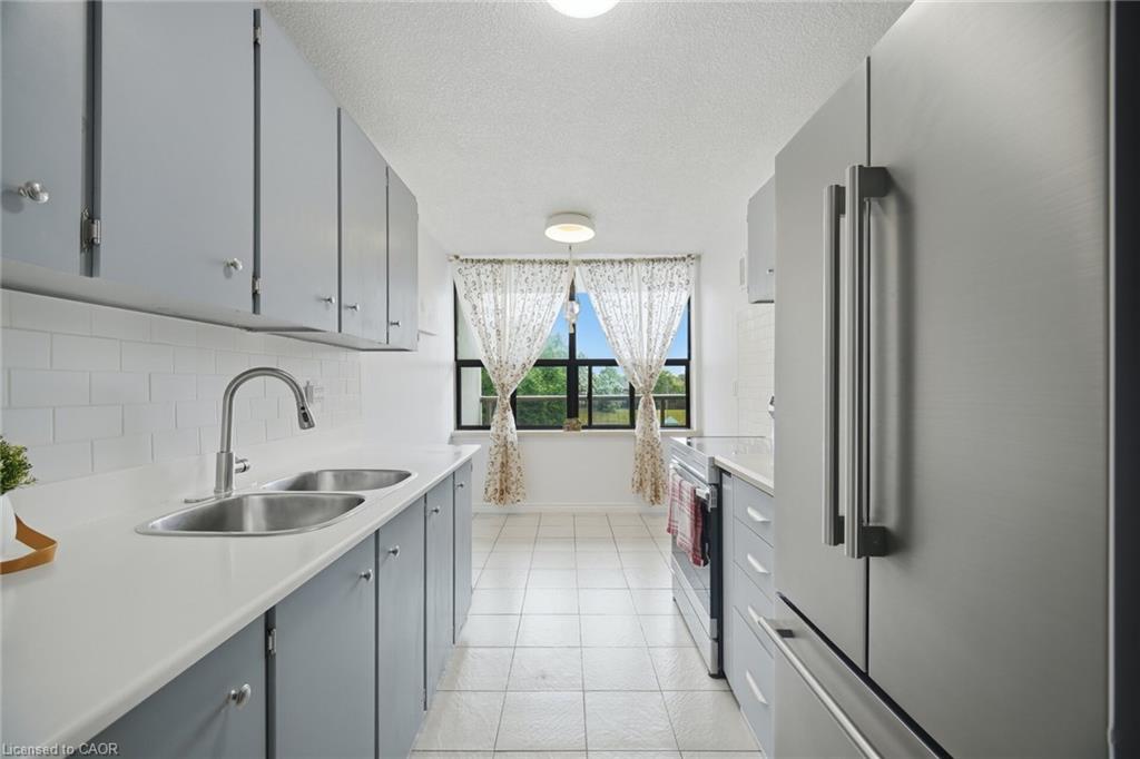 303-4 Kings Cross Road Property Photo 15