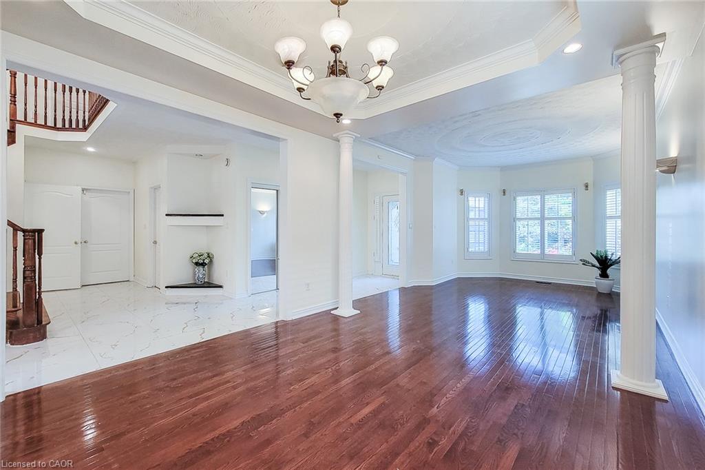 49 Stonehenge Drive Property Photo 10