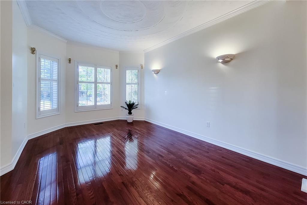 49 Stonehenge Drive Property Photo 11