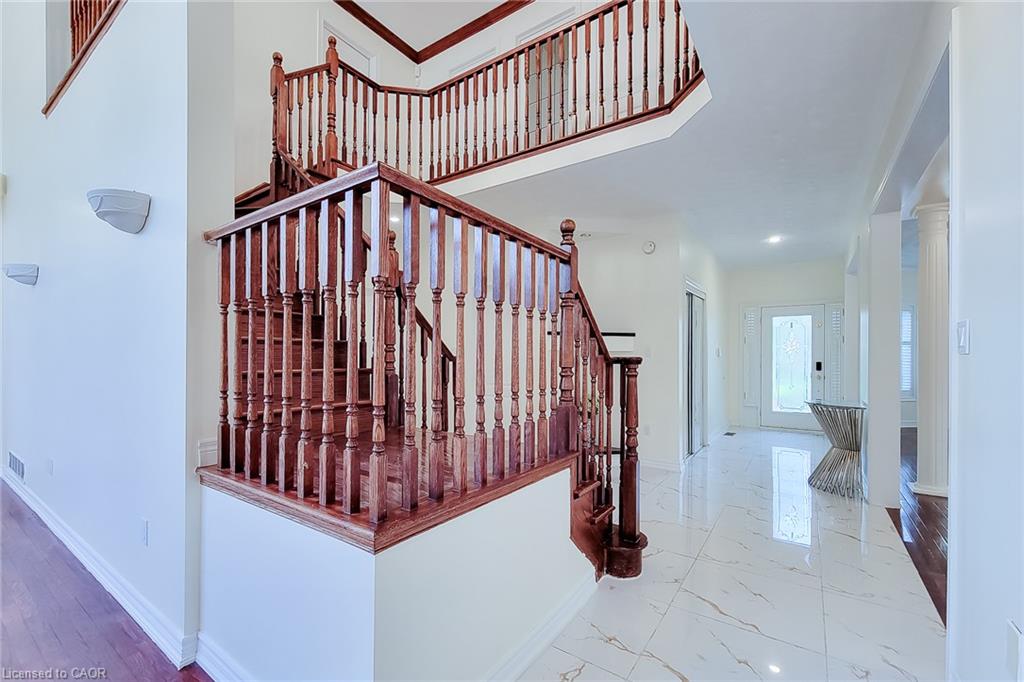 49 Stonehenge Drive Property Photo 14