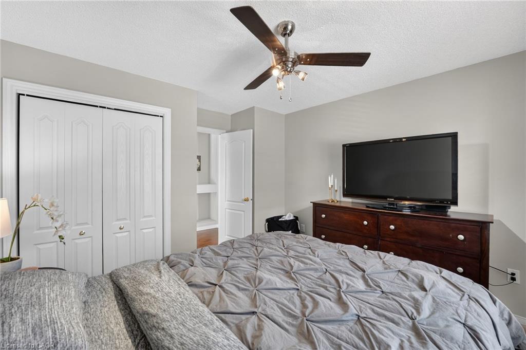 28 Holkham Avenue Property Photo 32