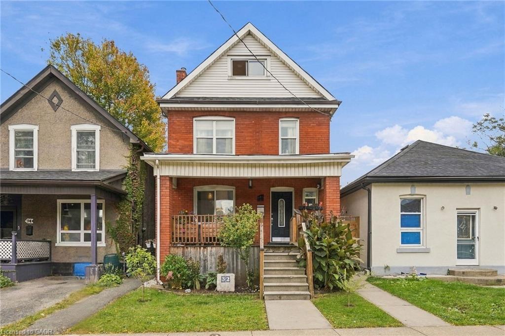 32 Oak Avenue Property Photo 1