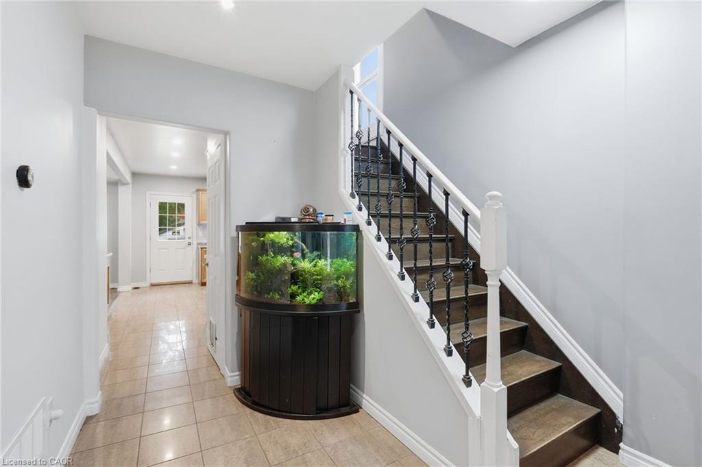 32 Oak Avenue Property Photo 5