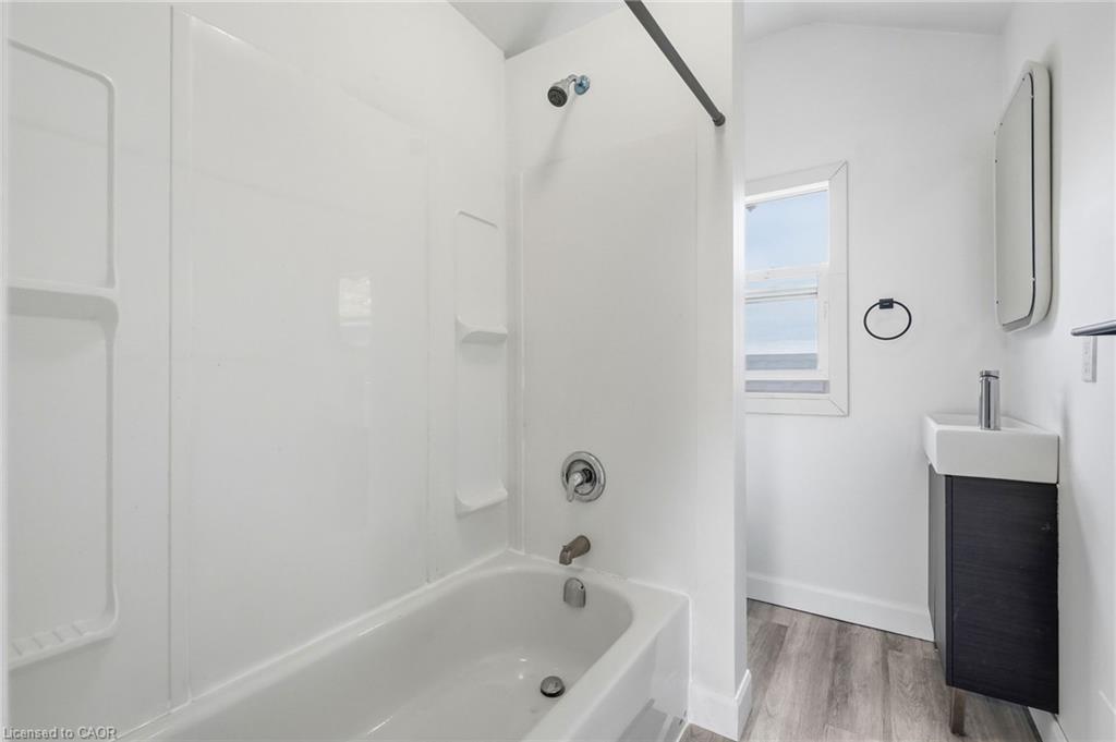 32 Oak Avenue Property Photo 32