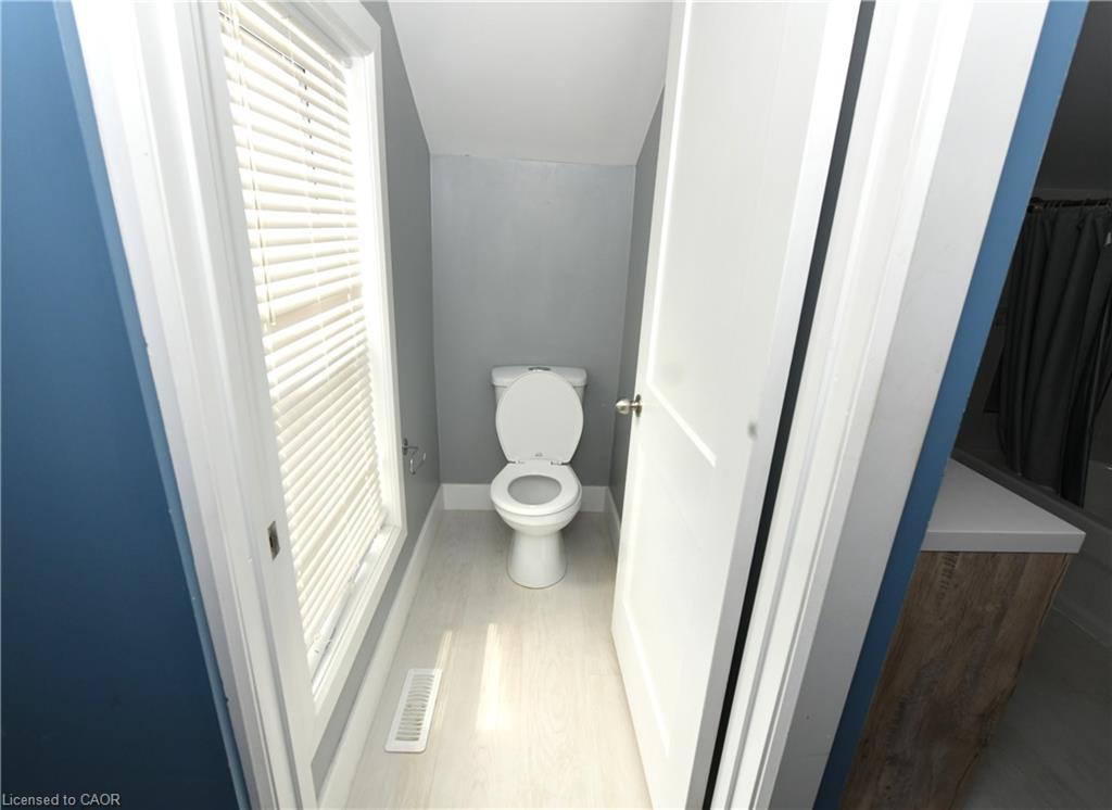 10 Meda Street Property Photo 22
