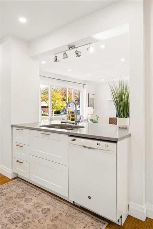 113 Adelaide Street Property Photo 19