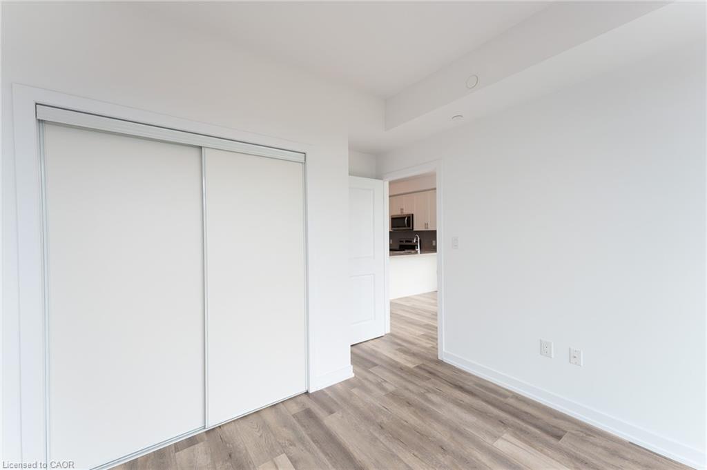 702-470 Dundas Street E Property Photo 12