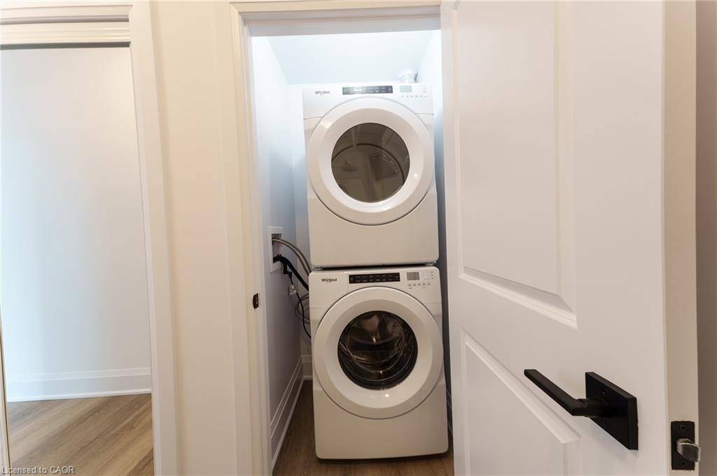 702-470 Dundas Street E Property Photo 18