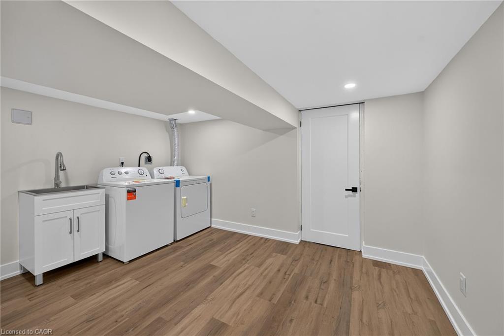 331 East 17th Street Property Photo 44