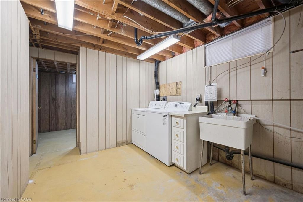 86 Lower Canada Crescent Property Photo 30