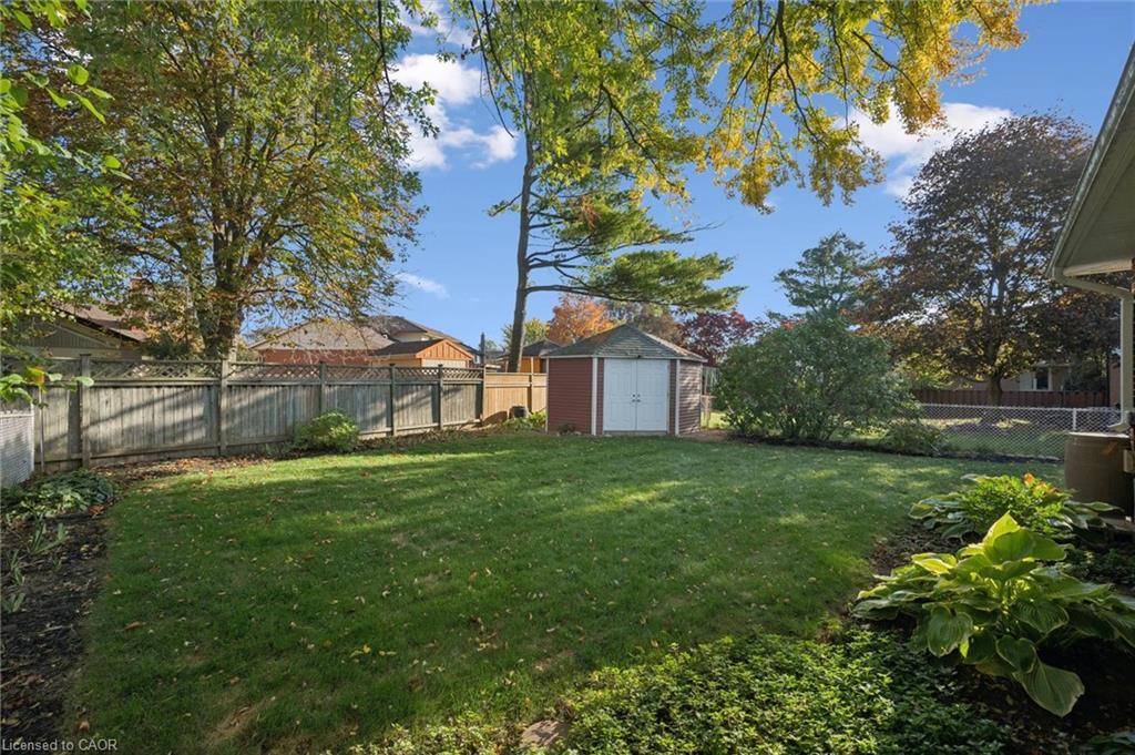 86 Lower Canada Crescent Property Photo 37