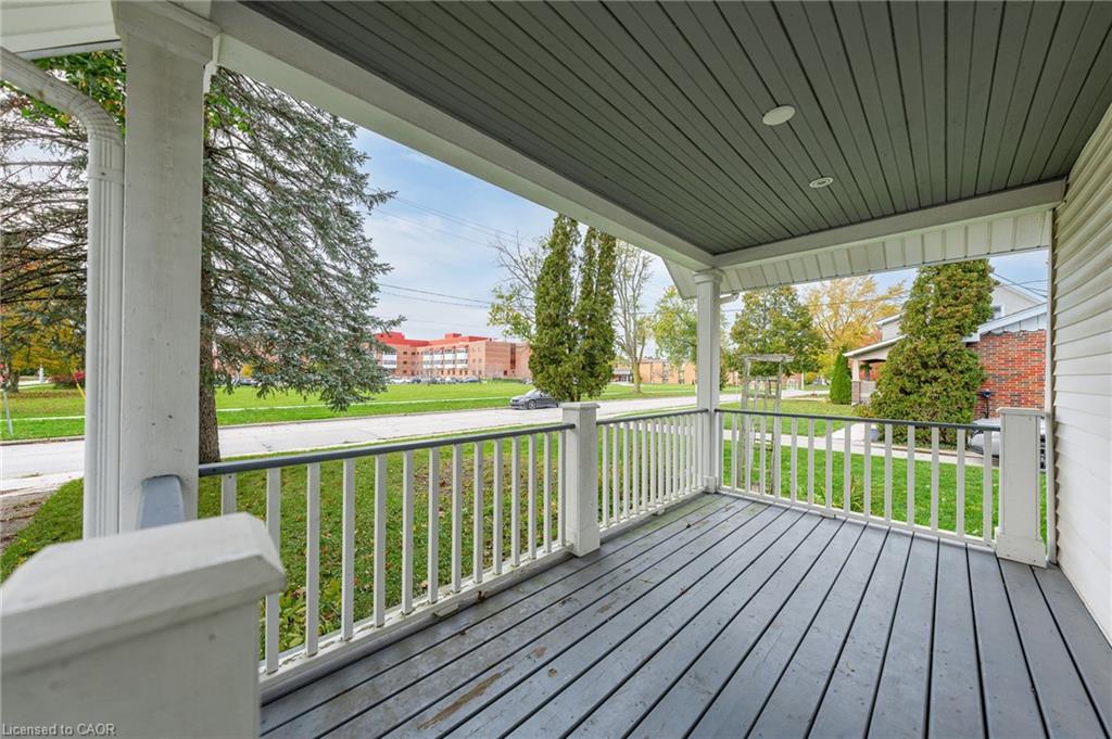 205 St. Vincent Street Property Photo 9