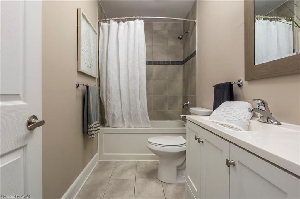 292 South Bend Road E Property Photo 13