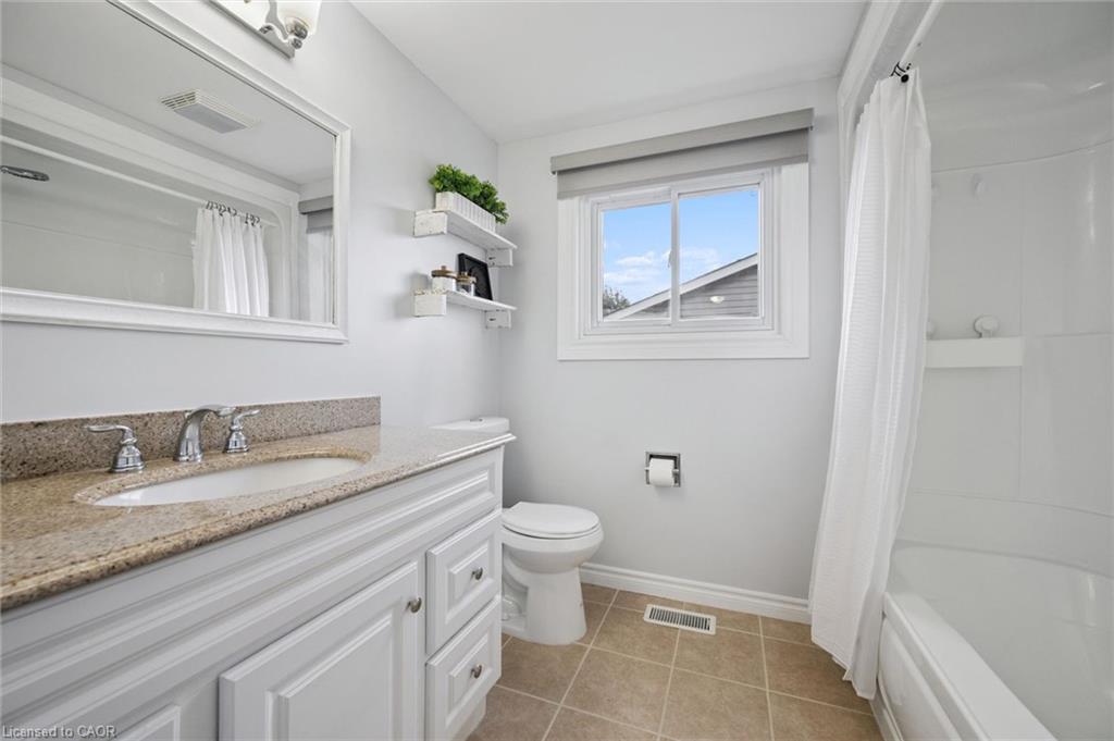 143 Hillbrook Crescent Property Photo 23