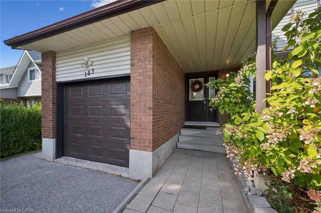 143 Hillbrook Crescent Property Photo 40
