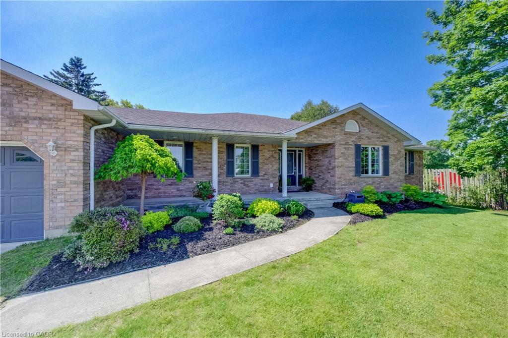 540 Sligo Road W Property Photo 2