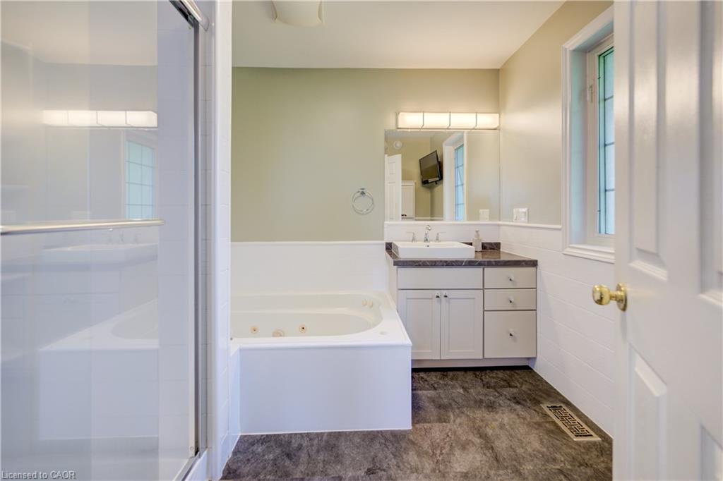 540 Sligo Road W Property Photo 26