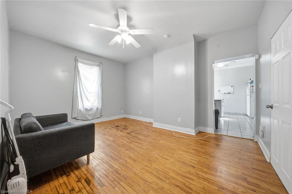 97 Queen Street Property Photo 7