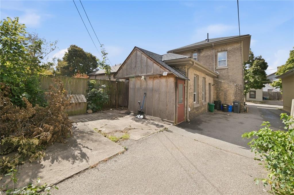 97 Queen Street Property Photo 20