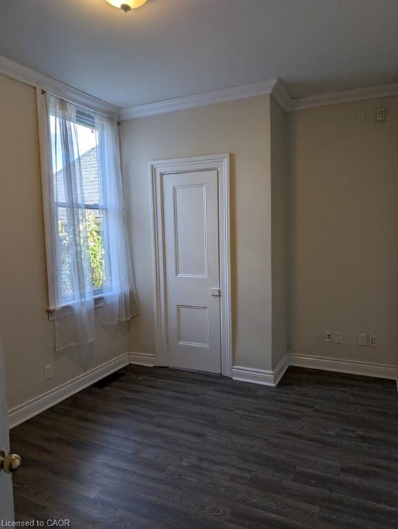 107 Brant Avenue Property Photo 11