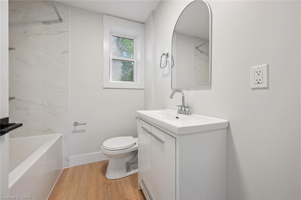 1 Stevenson Street N Property Photo 8