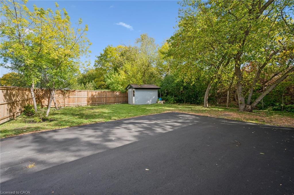 1 Stevenson Street N Property Photo 15