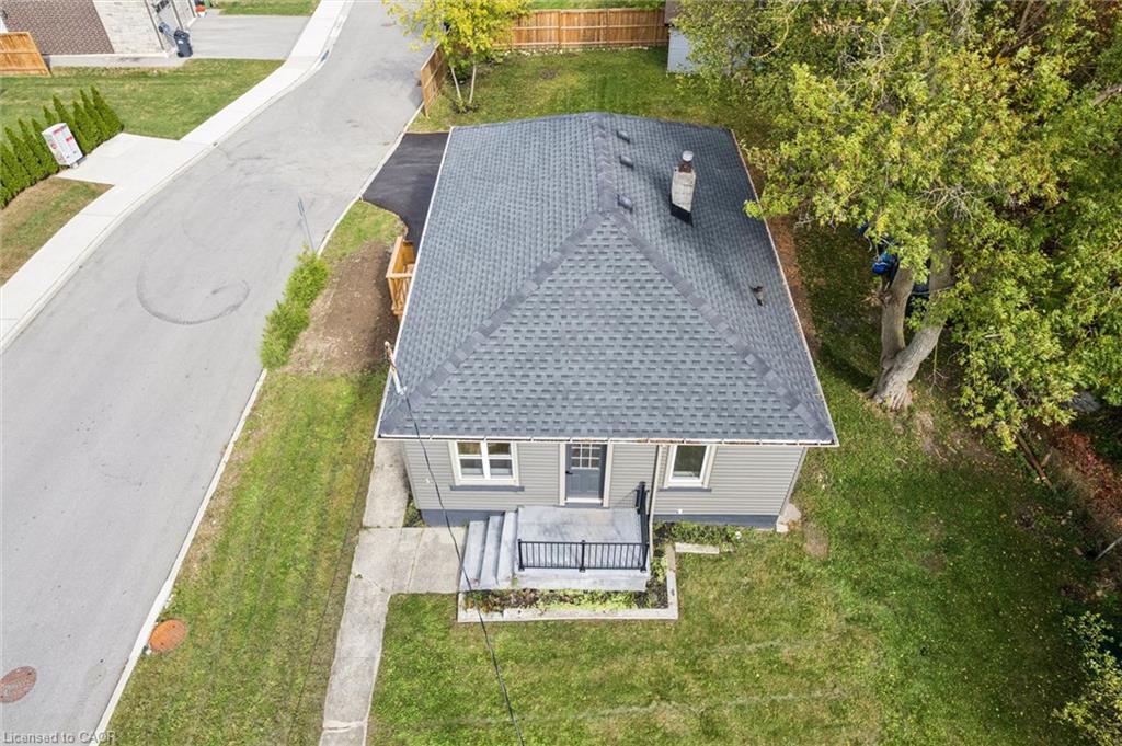 1 Stevenson Street N Property Photo 19
