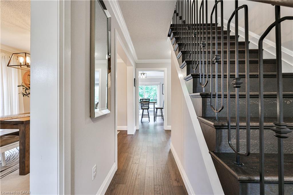 2387 Lionstone Drive Property Photo 4