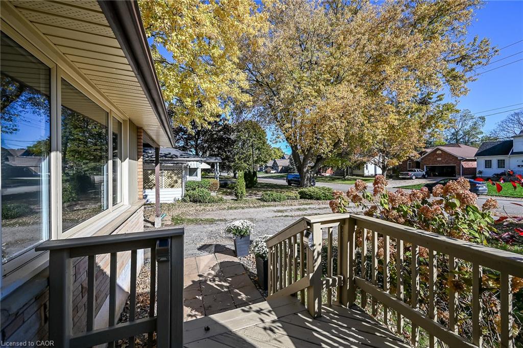 17 Tranquility Street Property Photo 4