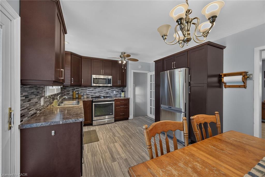 17 Tranquility Street Property Photo 12