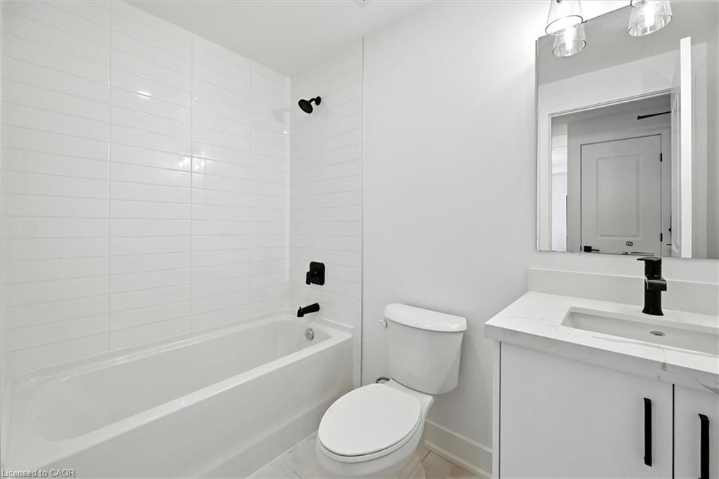 1020-575 Conklin Road Property Photo 8
