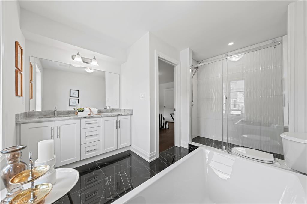 23-675 Victoria Road N Property Photo 30