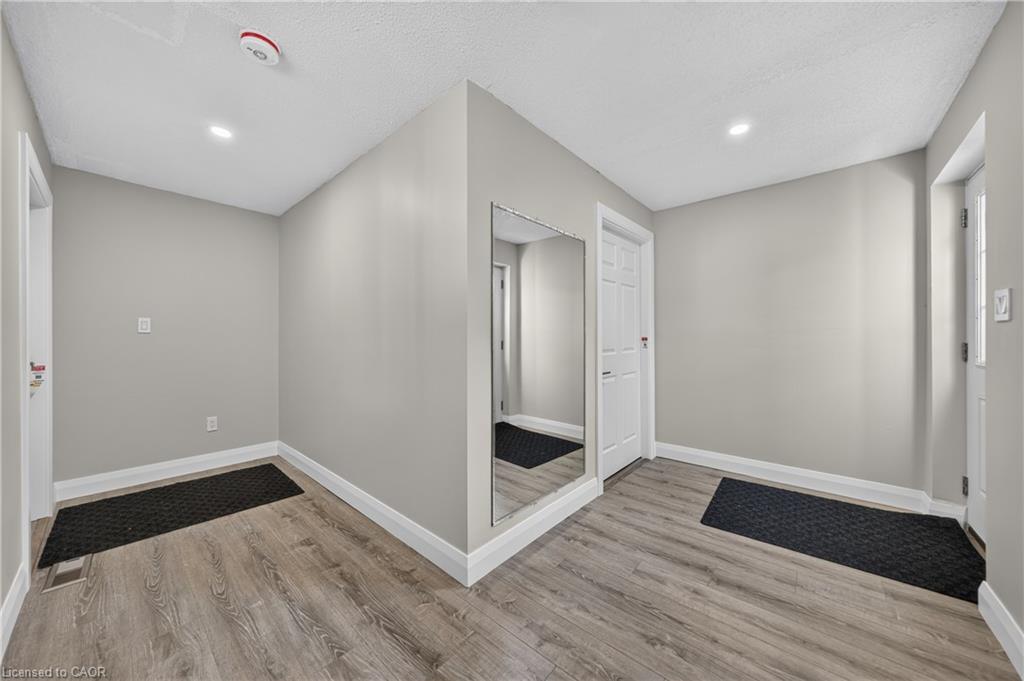3 Ivy Lane Court Property Photo 7