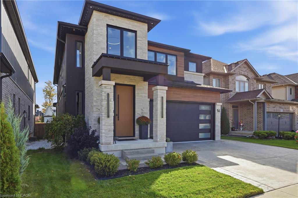 14 Bergenstein Crescent Property Photo 3