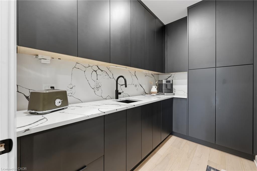 14 Bergenstein Crescent Property Photo 18