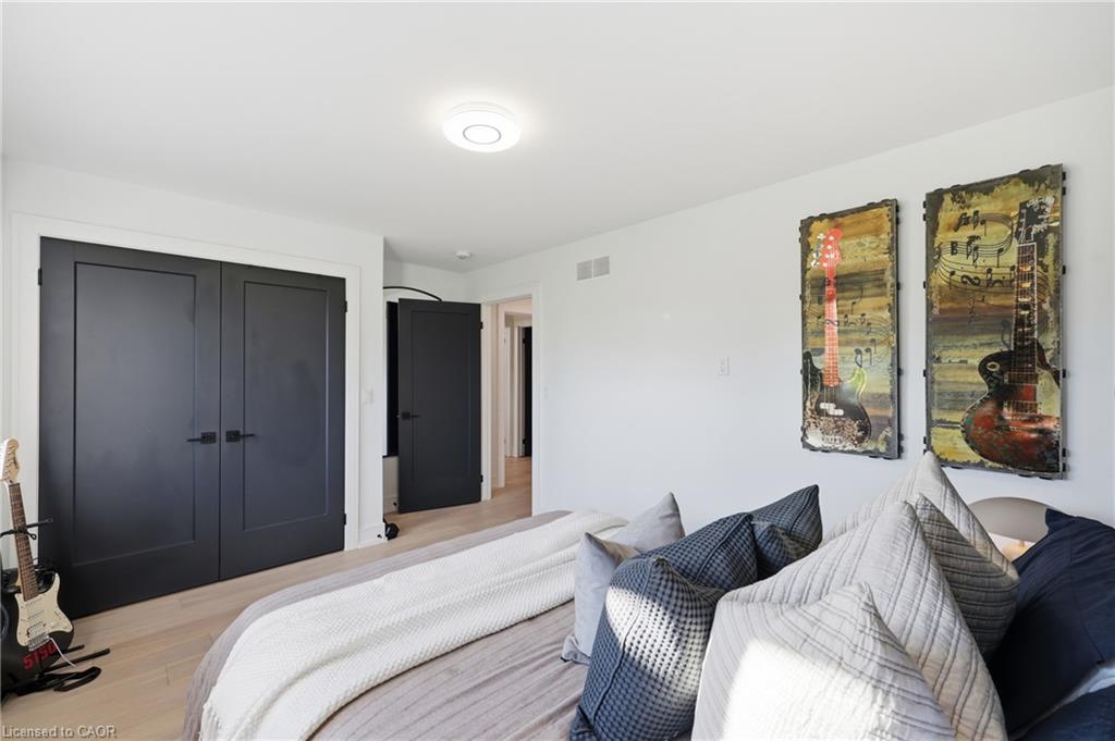 14 Bergenstein Crescent Property Photo 32