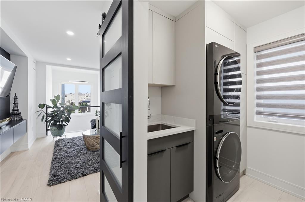 14 Bergenstein Crescent Property Photo 37