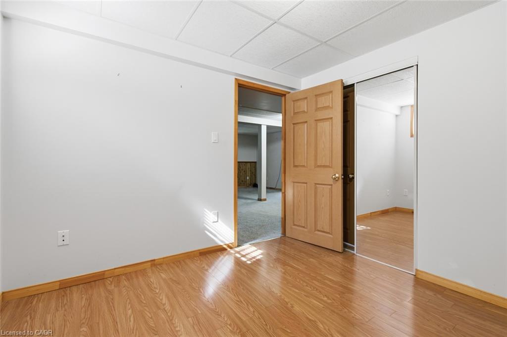 23 Madison Court W Property Photo 38