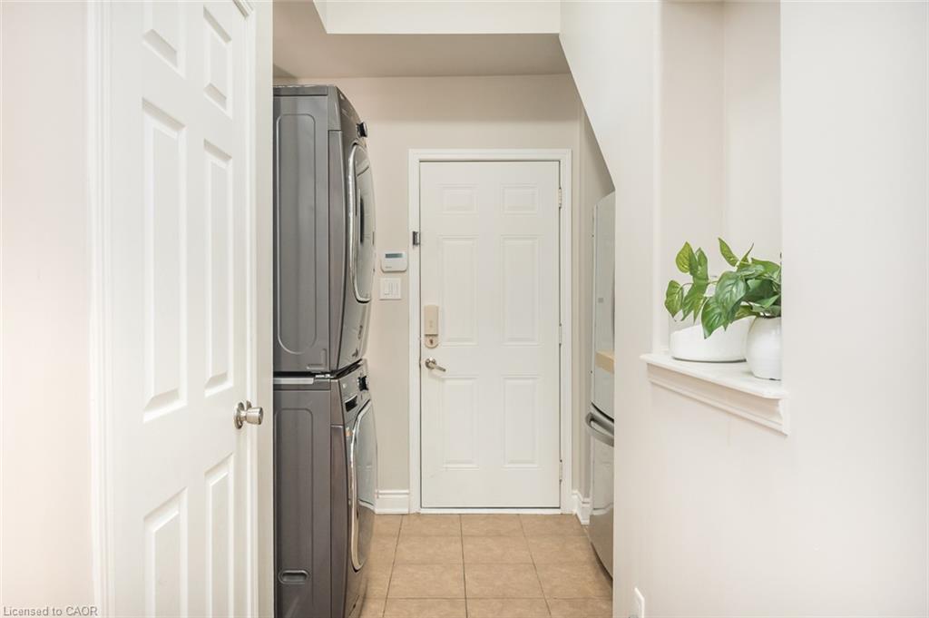 619 Snider Terrace Property Photo 21