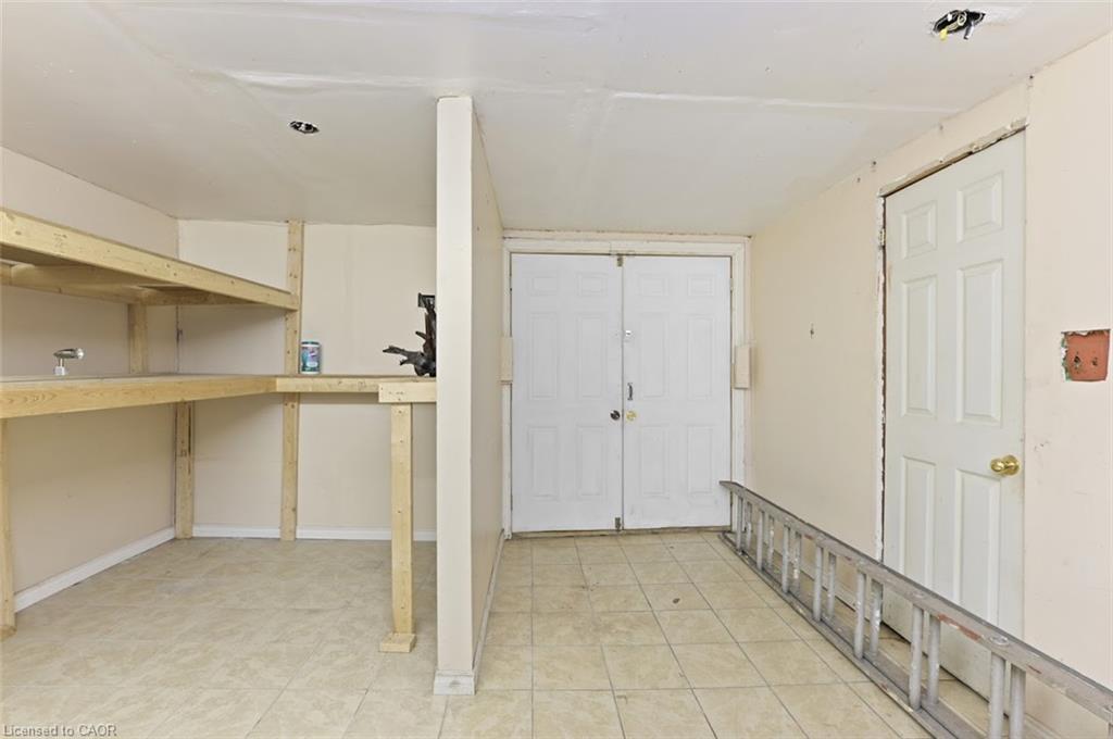 238-242 King Street E Property Photo 9