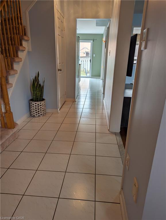 6923 Dillingwood Drive Property Photo 4