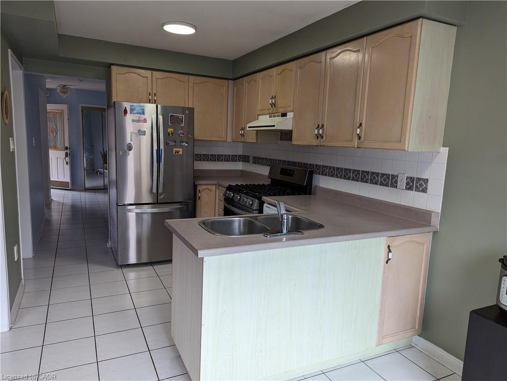 6923 Dillingwood Drive Property Photo 7