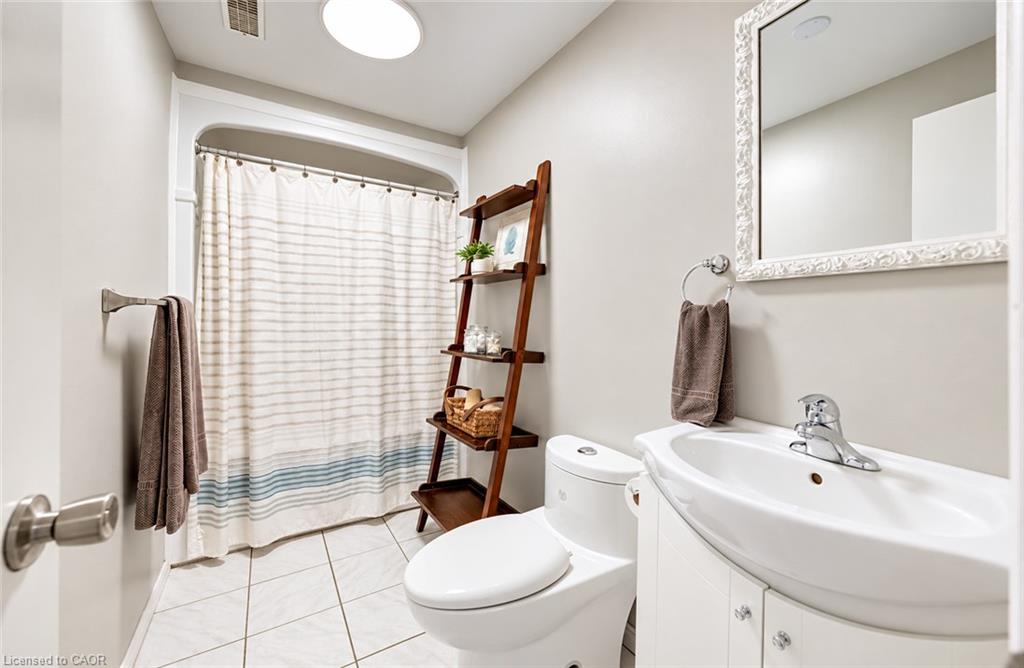 404 Lakeview Drive Property Photo 24