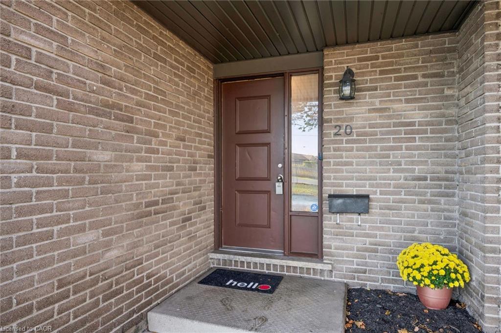 20-46 Cedarwoods Crescent Property Photo 4