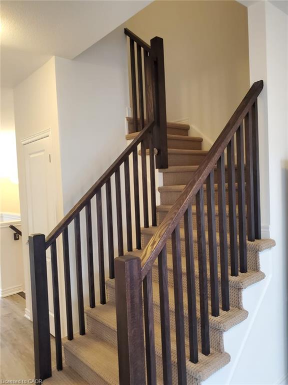 112-575 Woodward Avenue Property Photo 12